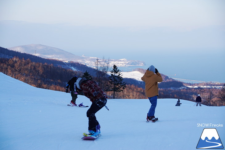 朝里川温泉スキー場 変化に富んだゲレンデでお手軽パウダースノーを満喫♪